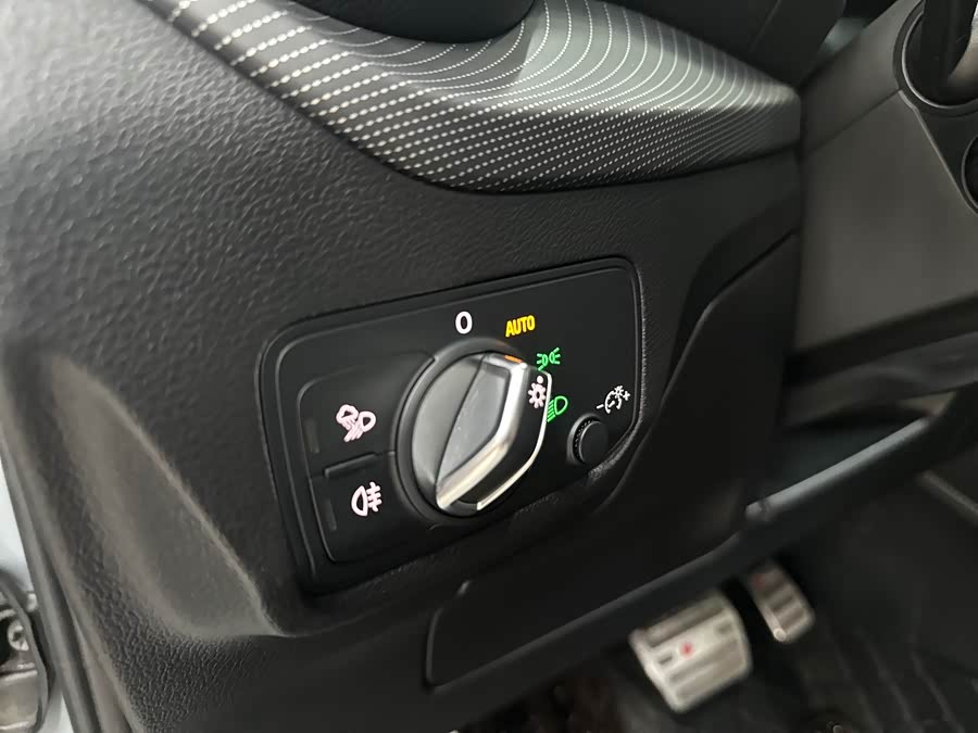 Audi Q2L 2022