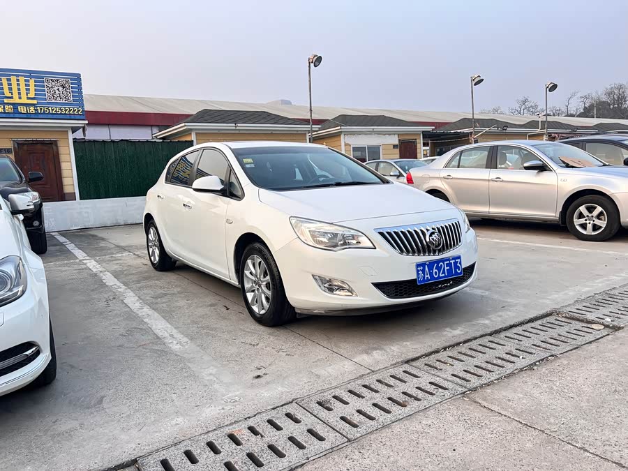 Buick Excelle 2014