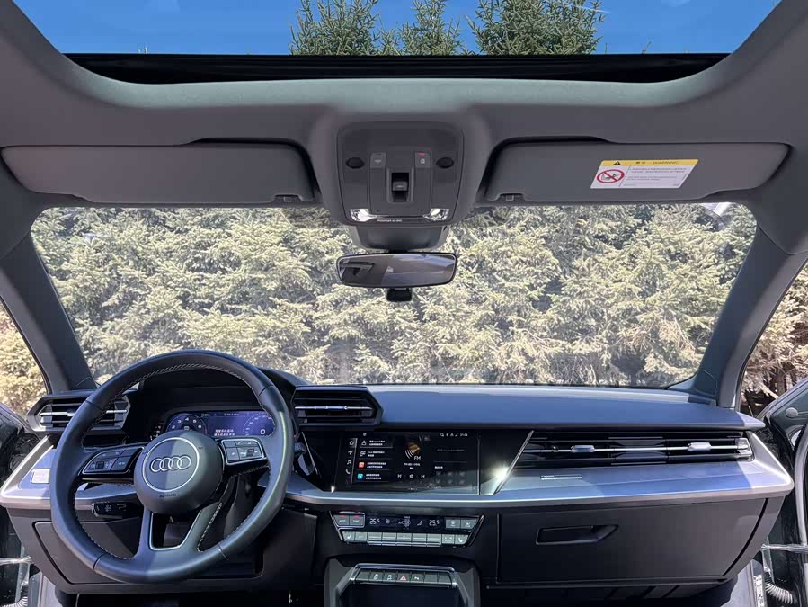 Audi A3 2023 — фото 12