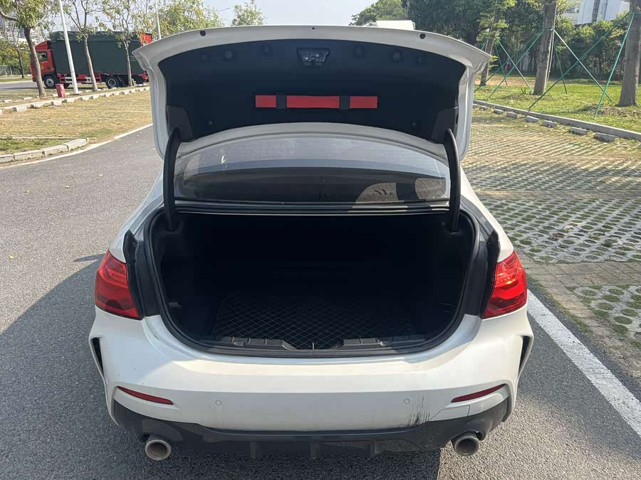 BMW 1 Series 2023 — фото 13