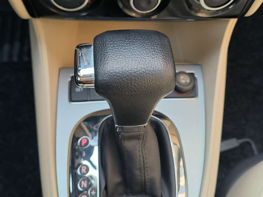 Volkswagen Lavida 2011