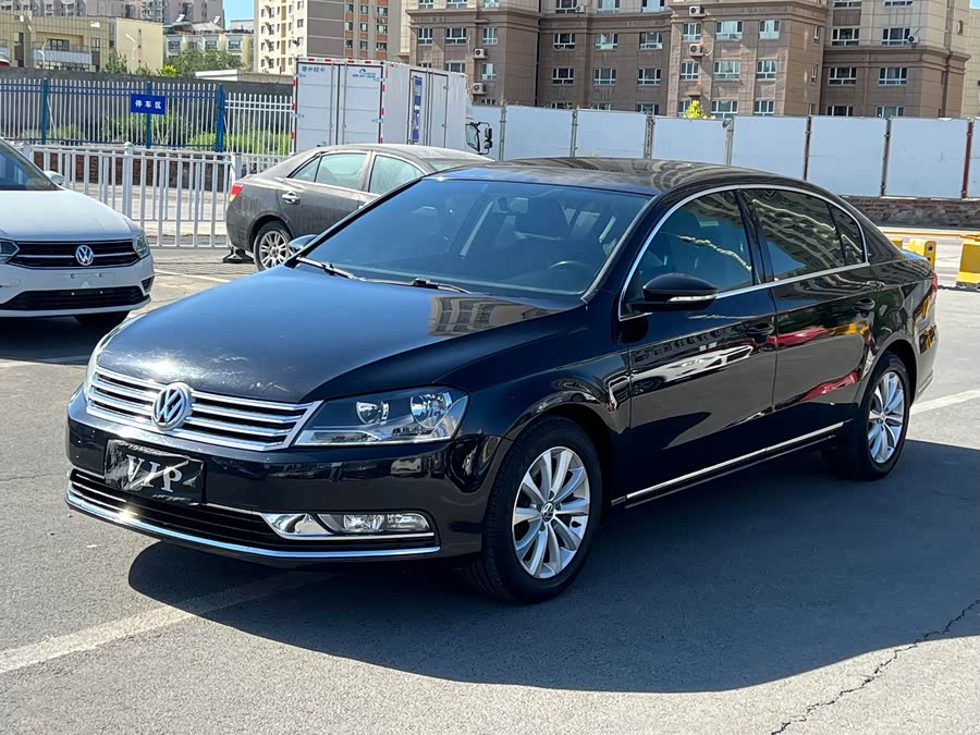 Volkswagen Magotan 2013