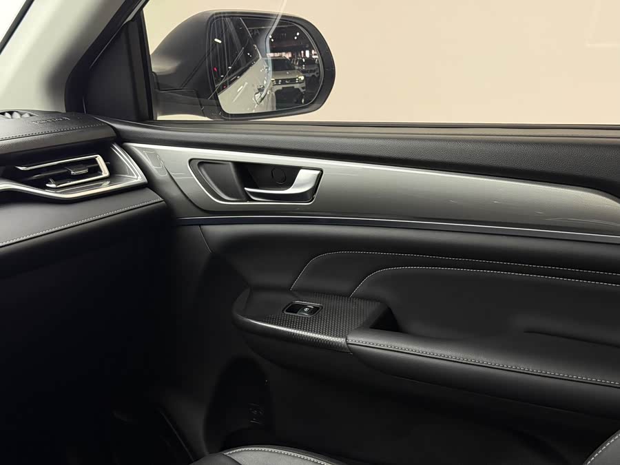Haval M6 2023 — фото 11