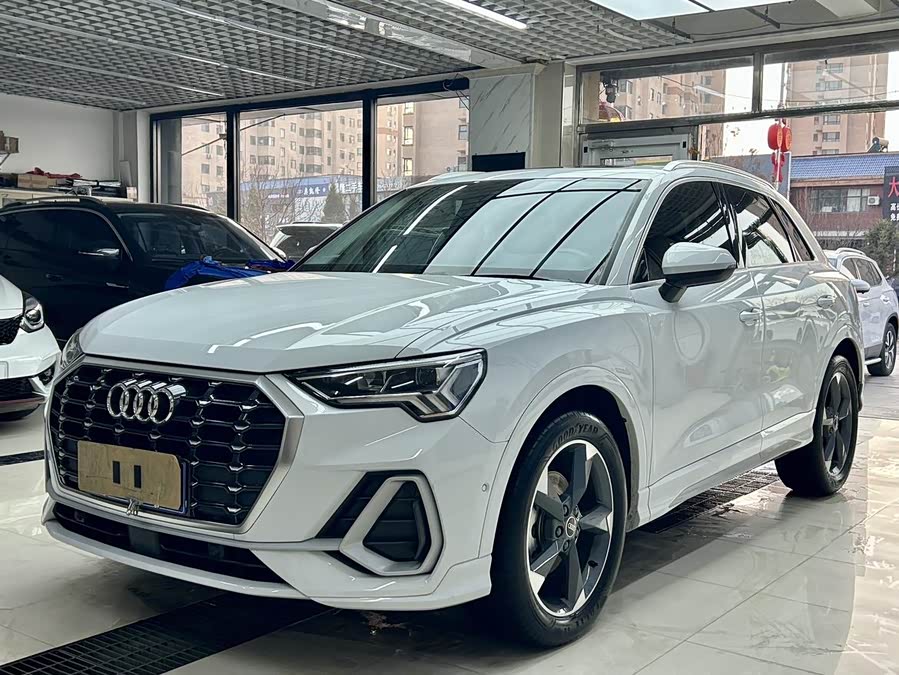 Audi Q3 2023