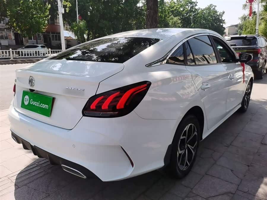 MG MG5 2022