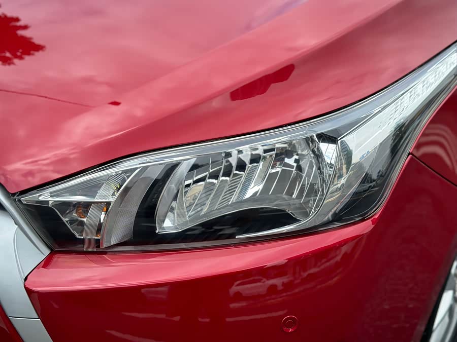 Toyota Yaris L 2015 — фото 12