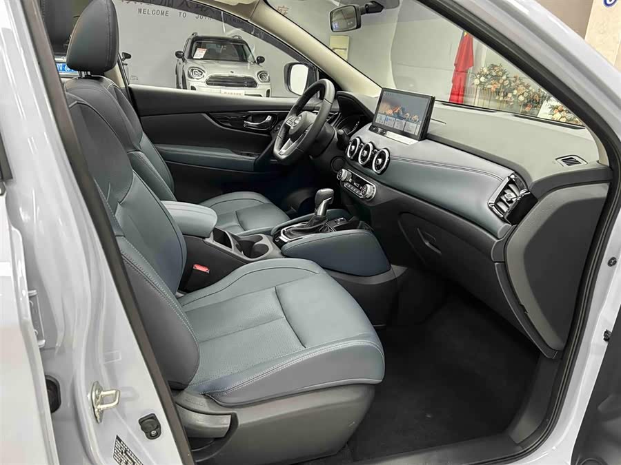 Nissan Qashqai 2025 — фото 13
