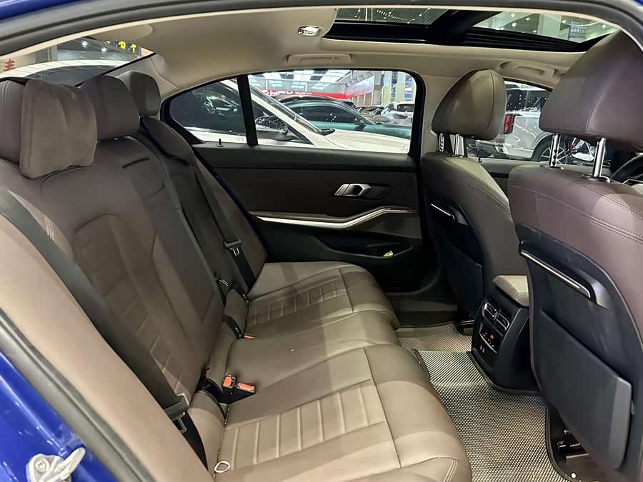 BMW 3 Series 2021