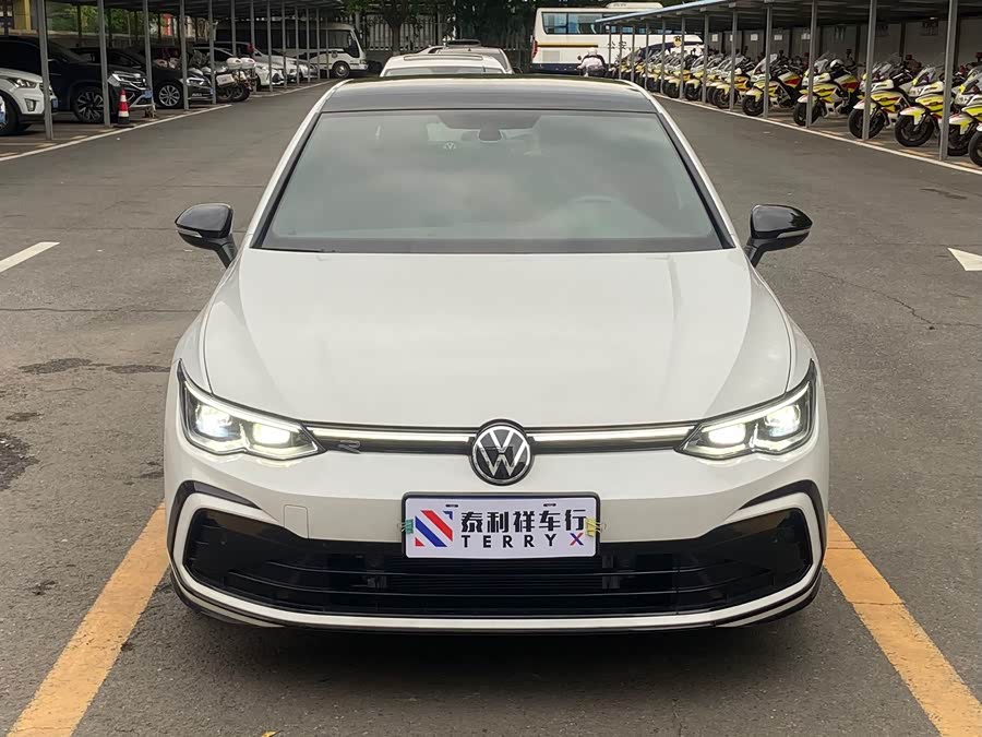 Volkswagen Golf 2023