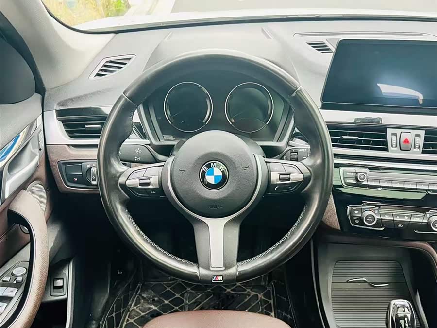 BMW X1 2022 — фото 9