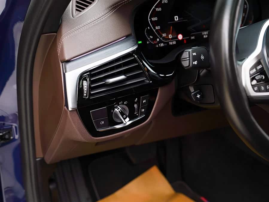 BMW 5 Series 2022