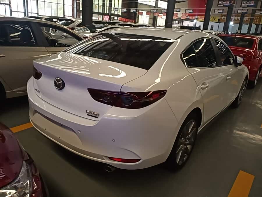 Mazda 3 Angkesela 2023