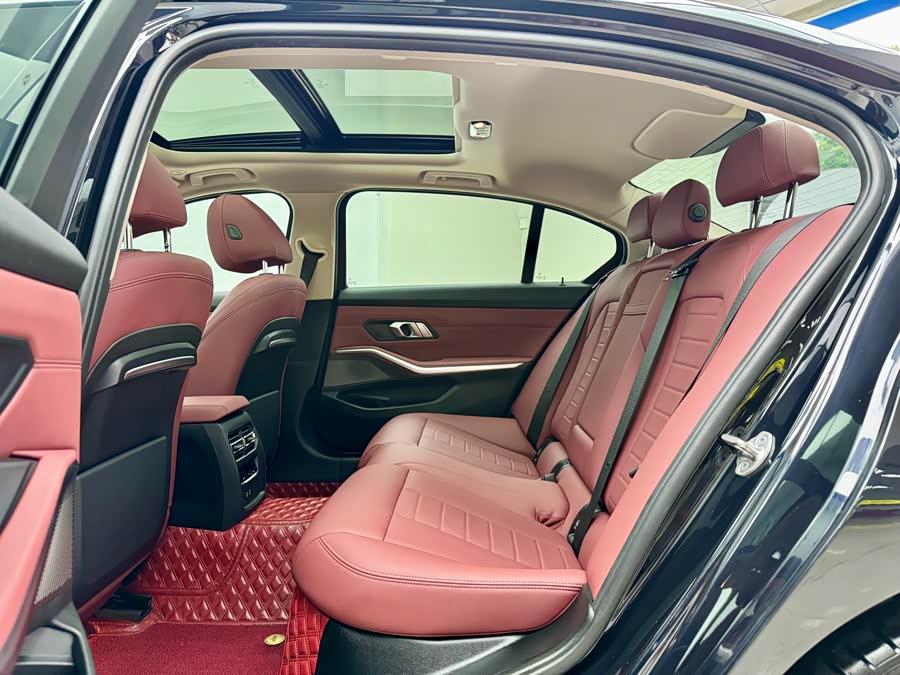 BMW 3 Series 2021