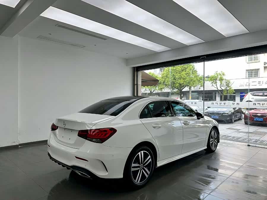 Mercedes-Benz A-Class 2020 — фото 9