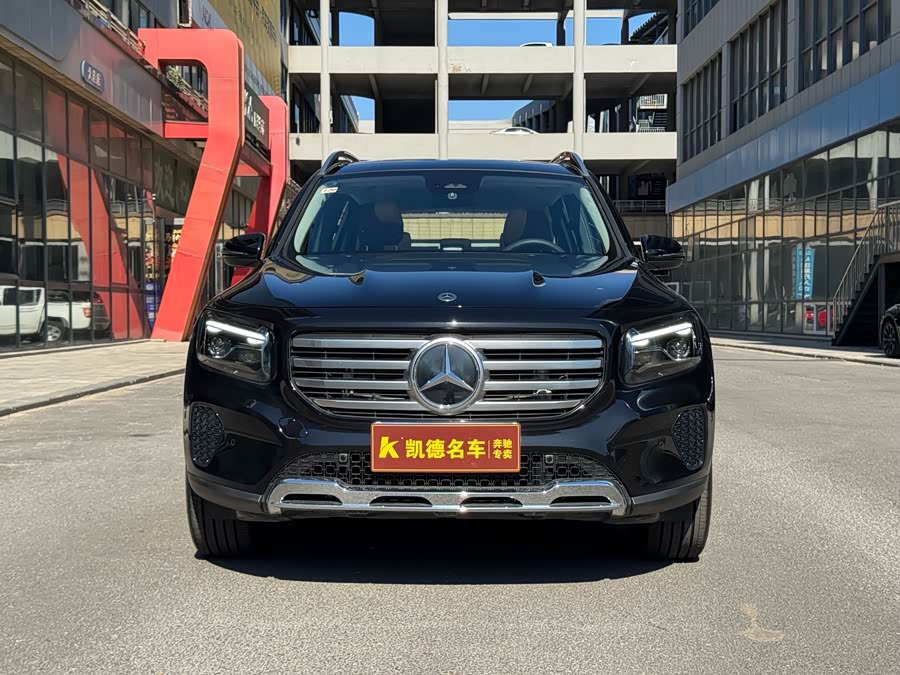 Mercedes-Benz GLB 2024