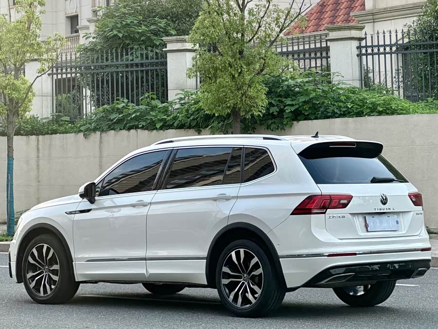 Volkswagen Tiguan L 2021