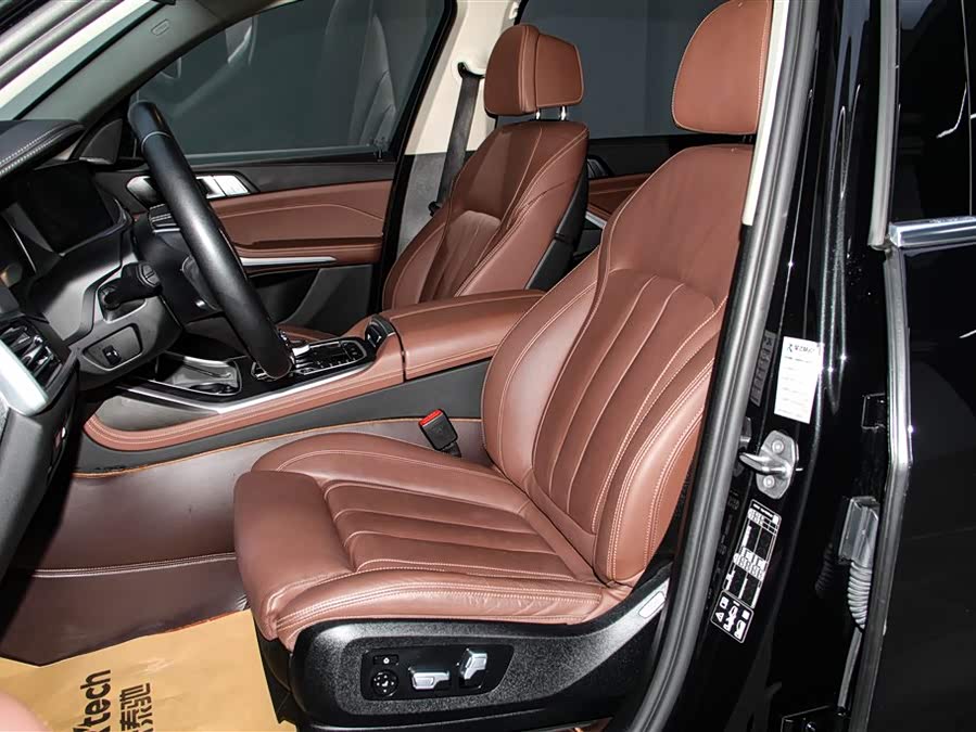 BMW X7 2022 — фото 17