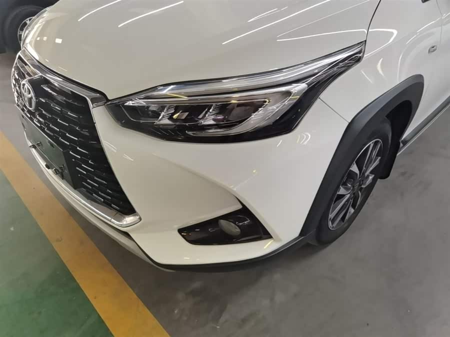 Toyota Yaris L 2020 — фото 24