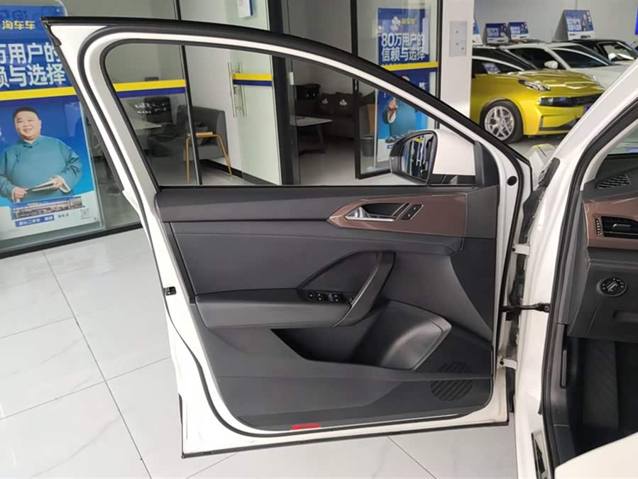 Volkswagen Tuyue 2021