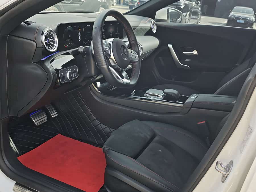 Mercedes-Benz CLA 2023 — фото 12