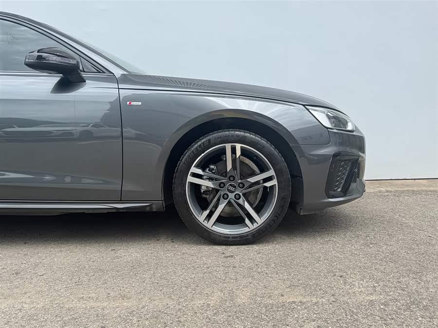 Audi A4L 2022