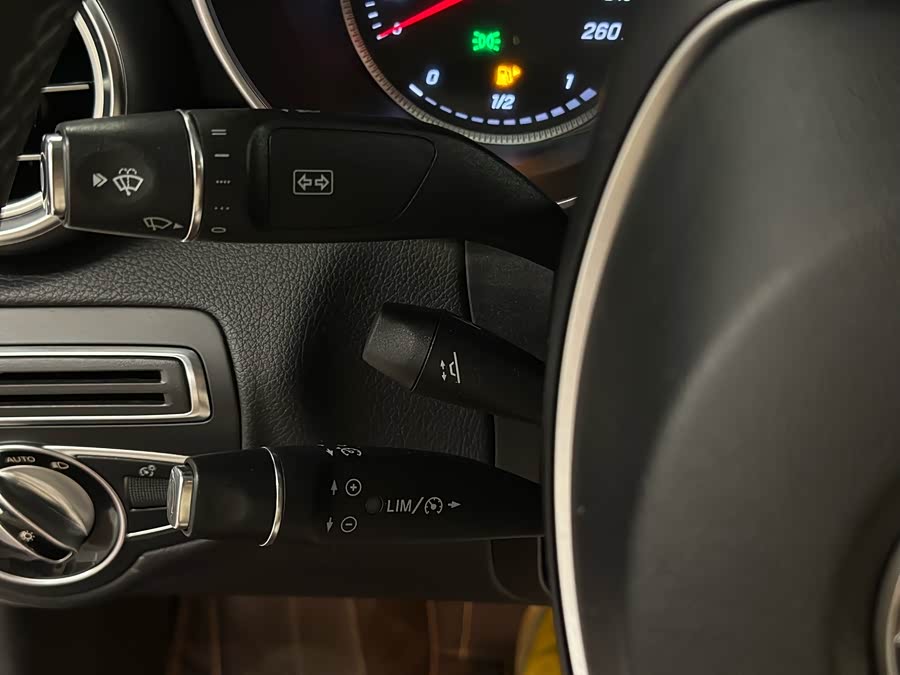 Mercedes-Benz C-Class 2015 — фото 19