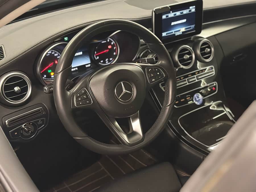 Mercedes-Benz C-Class 2015 — фото 15