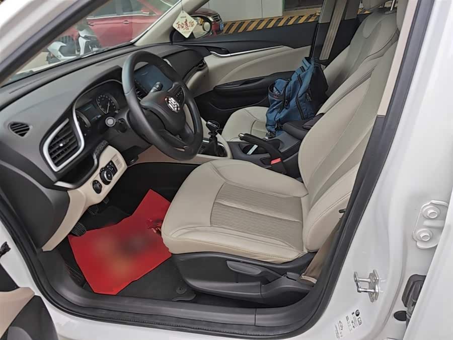 Buick Excelle 2017 — фото 15