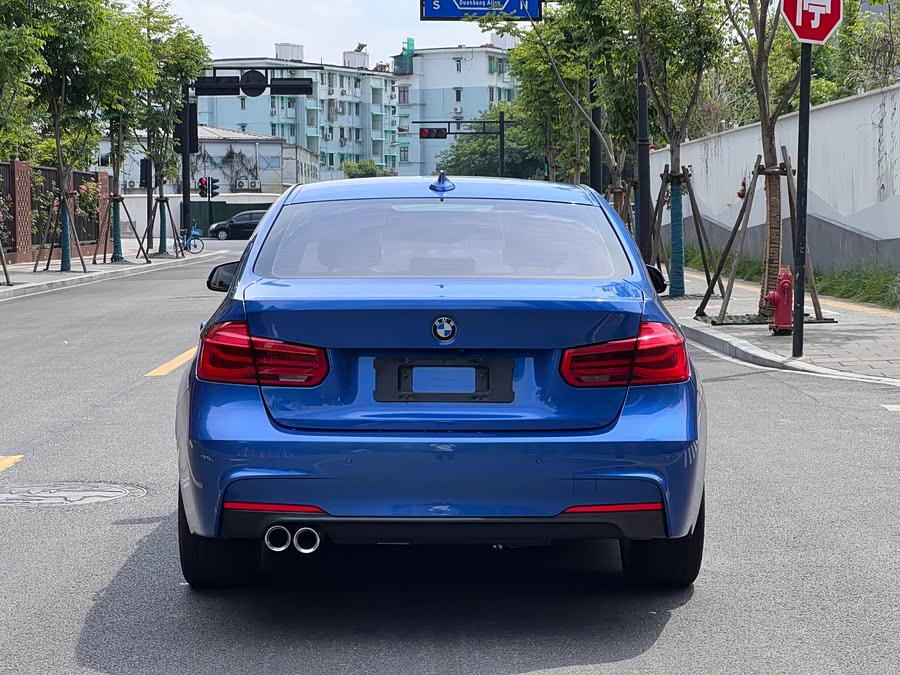 BMW 3 Series 2019 — фото 10