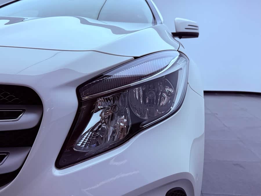 Mercedes-Benz GLA 2018 — фото 24