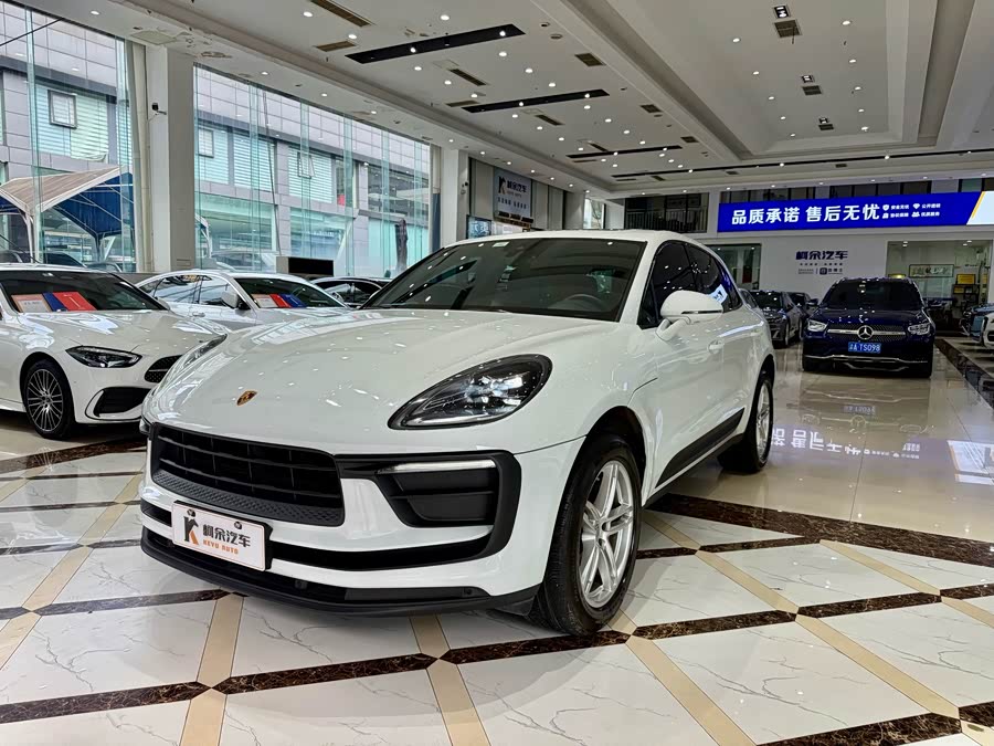 Porsche Macan 2024