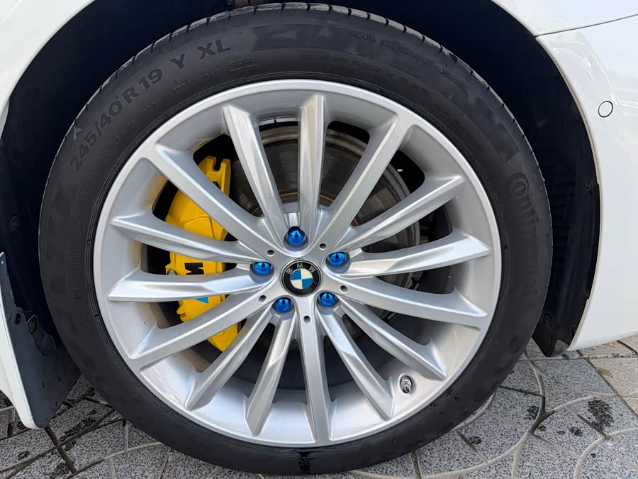 BMW 5 Series 2022