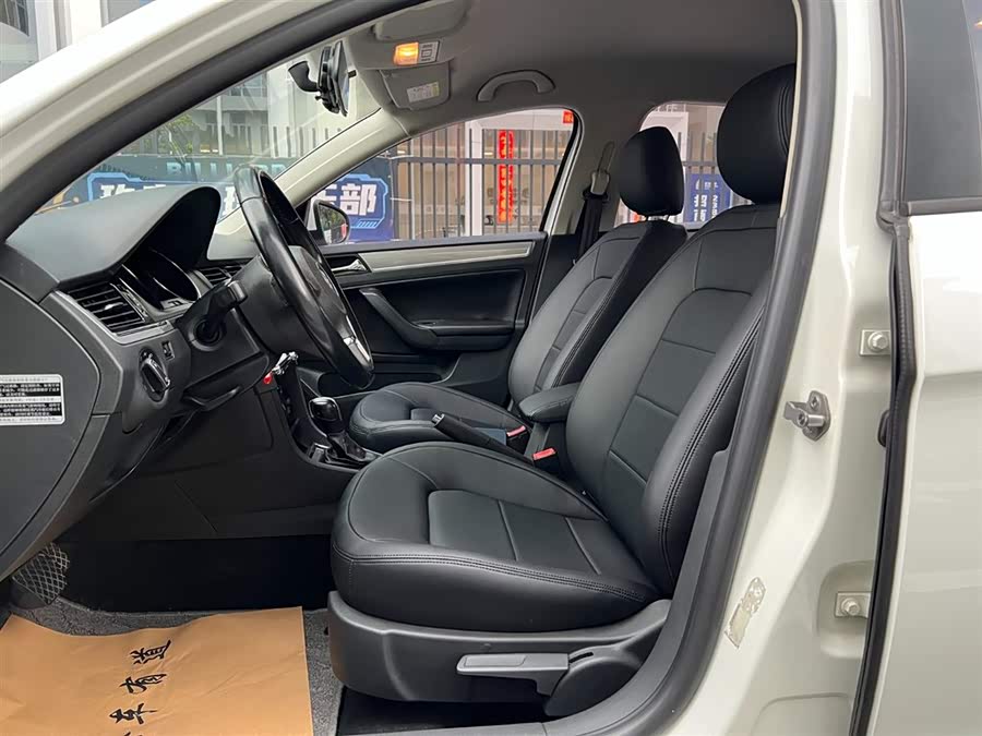 Volkswagen Bora 2015