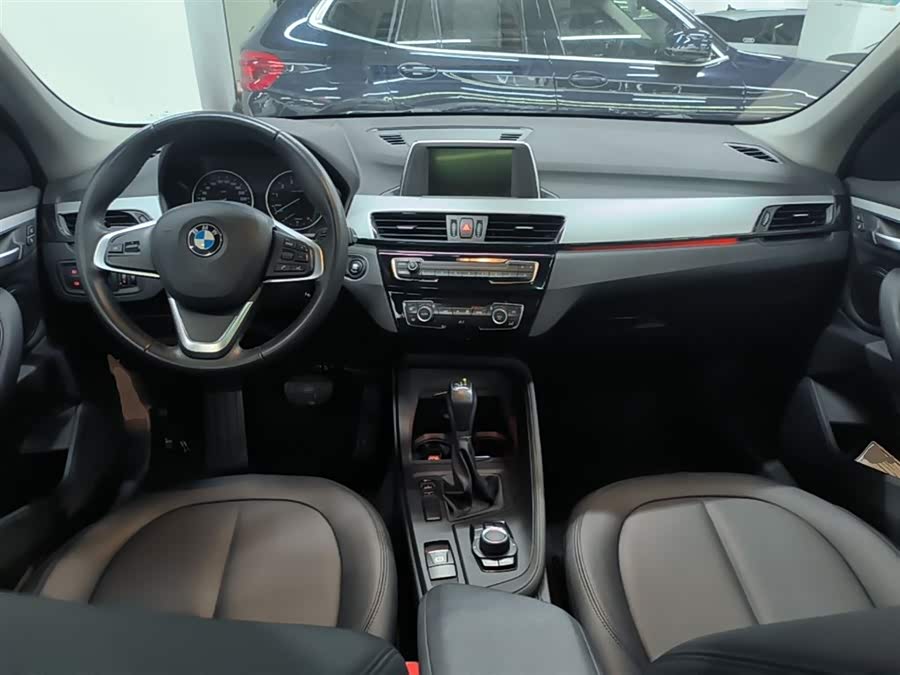 BMW X1 2016 — фото 10