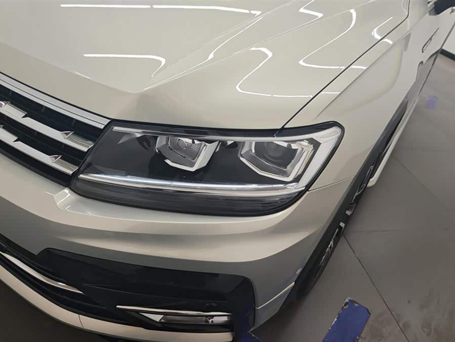 Volkswagen Tiguan L 2021
