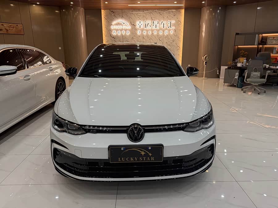 Volkswagen Golf 2023