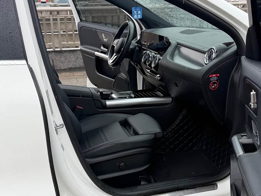 Mercedes-Benz GLA 2022 — фото 10