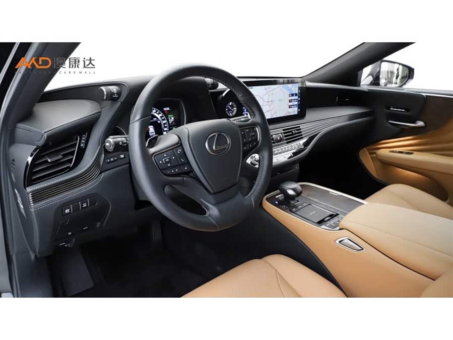 Lexus LS 2021
