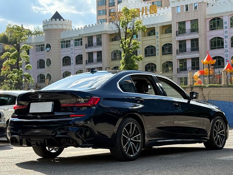 BMW 3 Series 2021