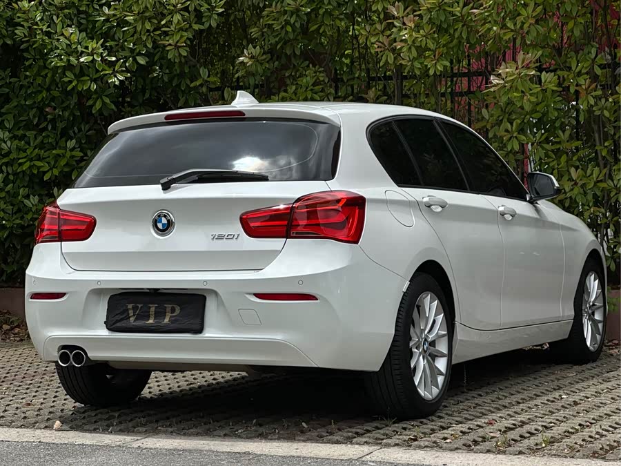 BMW 1 Series 2016 — фото 21
