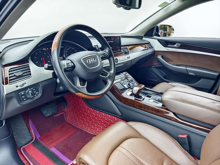 Audi A8 2013