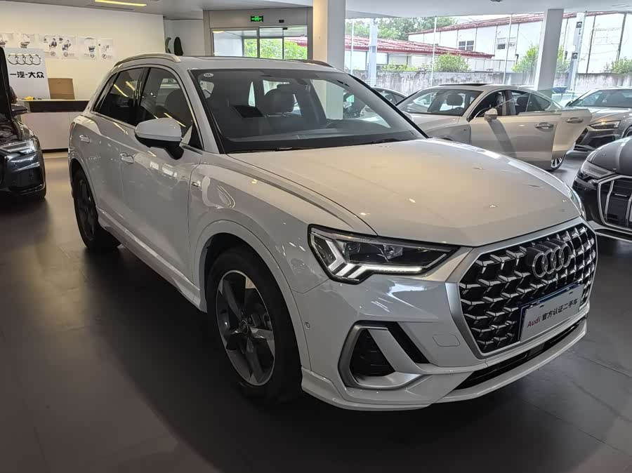 Audi Q3 2024