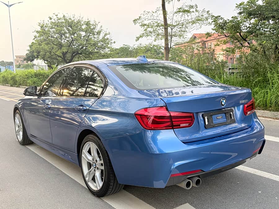 BMW 3 Series 2018 — фото 9
