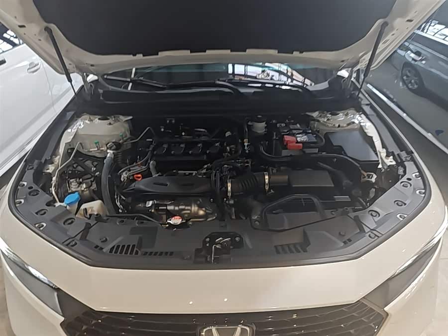 Honda Accord 2023 — фото 20