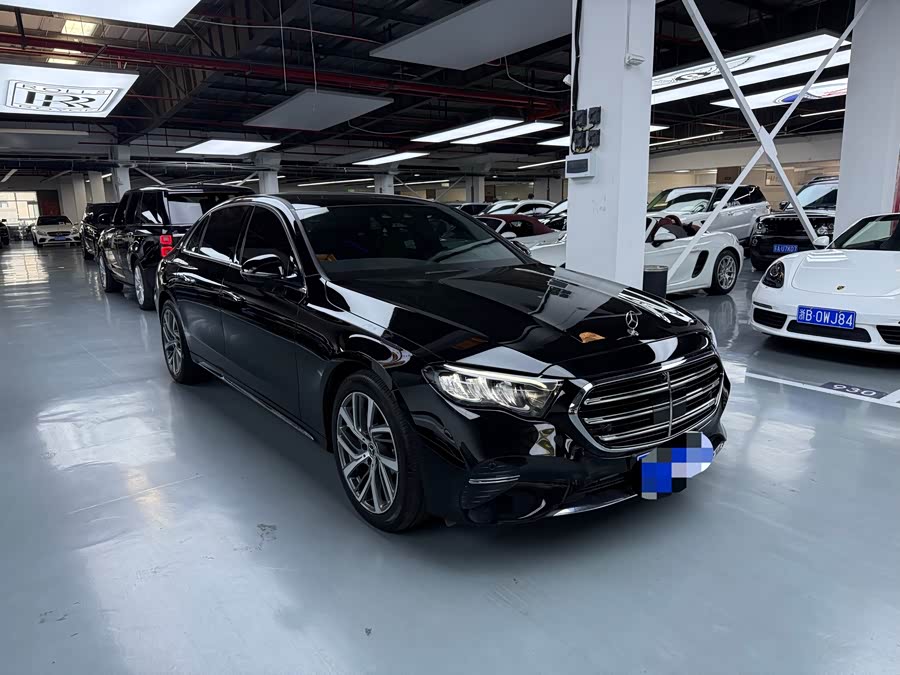 Mercedes-Benz E-Class 2024
