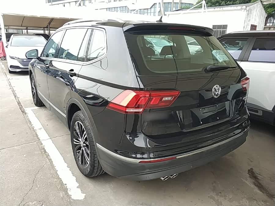 Volkswagen Tiguan L 2020