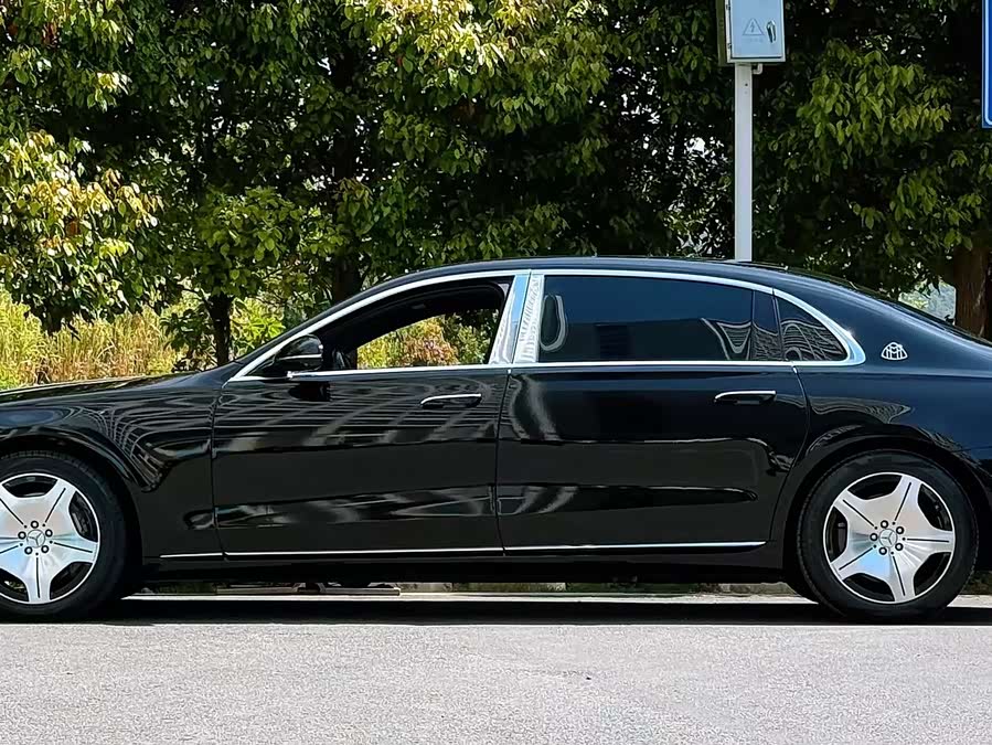 Mercedes-Benz Maybach S-Class 2023