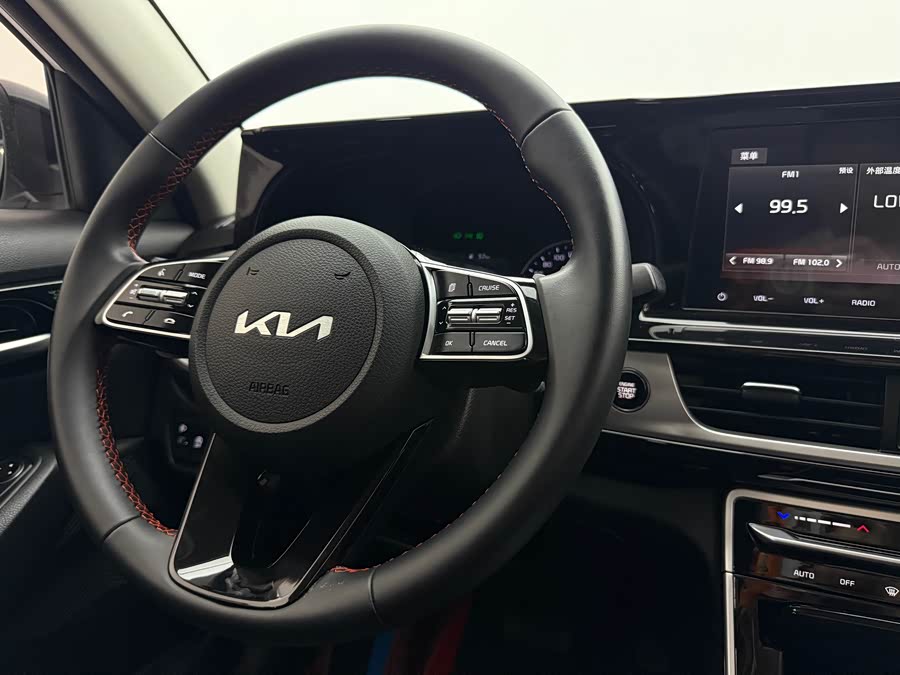 Kia KX3 Proud Running 2021 — фото 14
