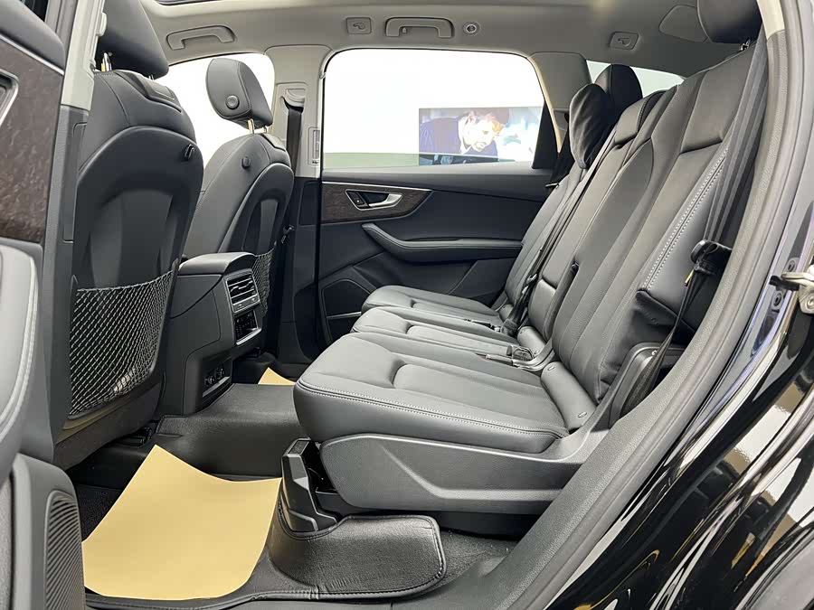 Audi Q7 2024
