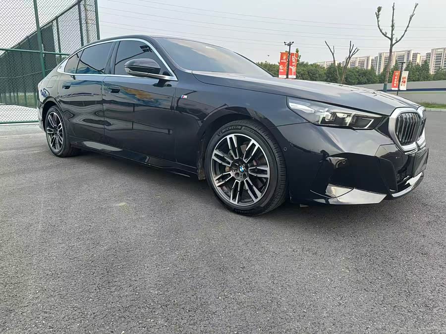 BMW 5 Series 2024